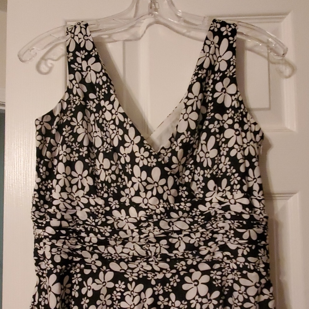 Van Heusen 8 dress